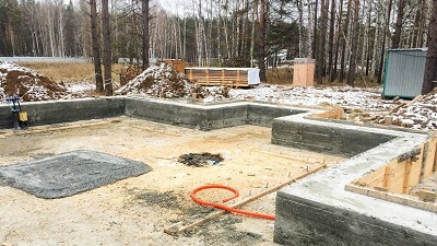 Строительство фундамента в Пинске